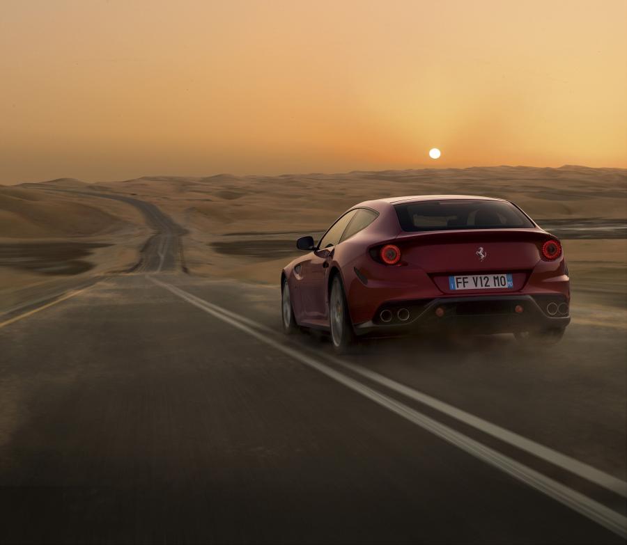  Ferrari FF 2011 года  (фото 49 из 195)